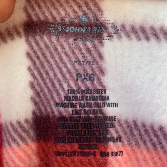 St. John’s Bay soft half zip plaid fleece pullover - Picture 6 of 9